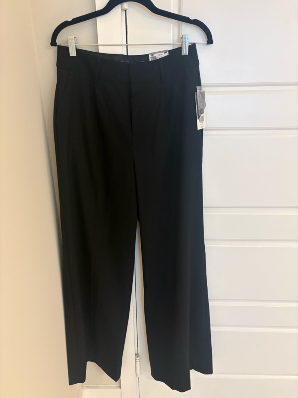 The Limited Black Wonen’s Dress Pants - Lean Bootcut